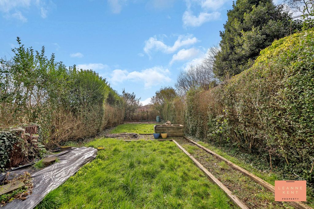 Additional image 25 of 2 bed flat for saleTempleton Avenue, Llanishen CF14