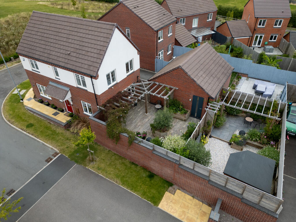 Additional image 3 of Hawksbeard Close, Tamworth, B79