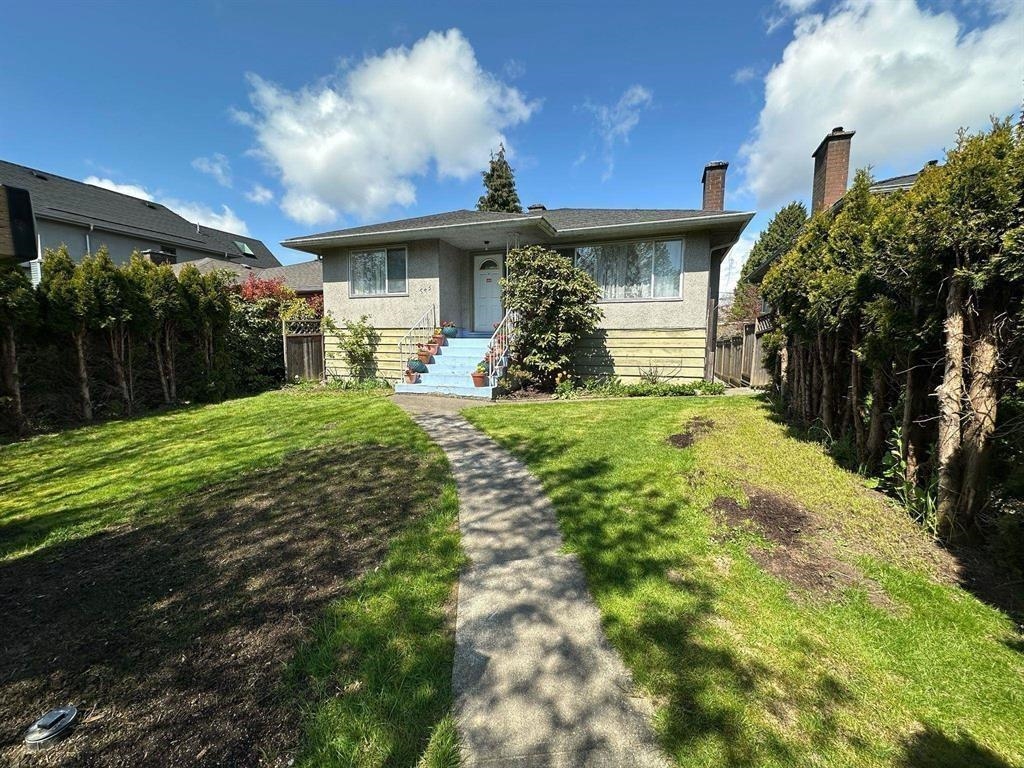 645 27 Avenue E, Vancouver, BC, V5V 2K7