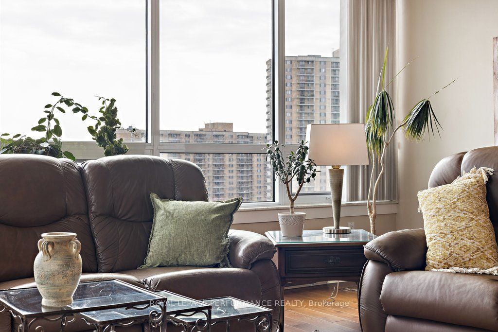 Additional image 6 of 905-1480 Riverside Drive, Ottawa, ON, K1G 5H2