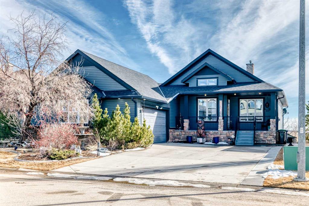 33 Boulder Creek Manor SE, Langdon, AB, T0J1X3