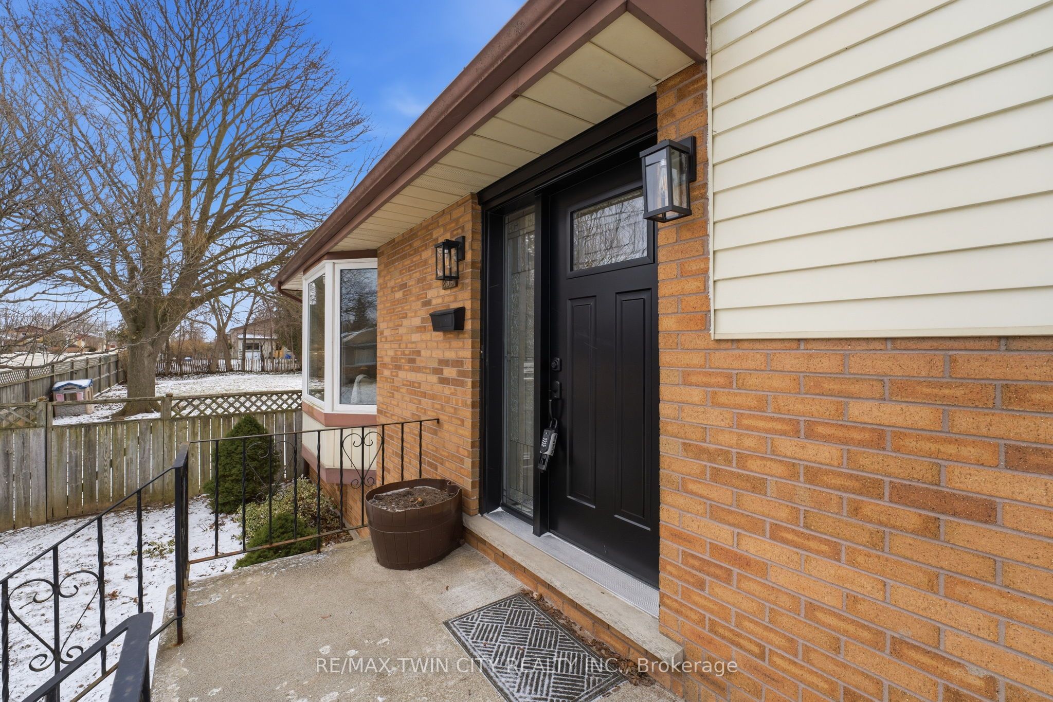 Additional image 3 of 235 Elliott Street, Cambridge, ON, N1R 2L2