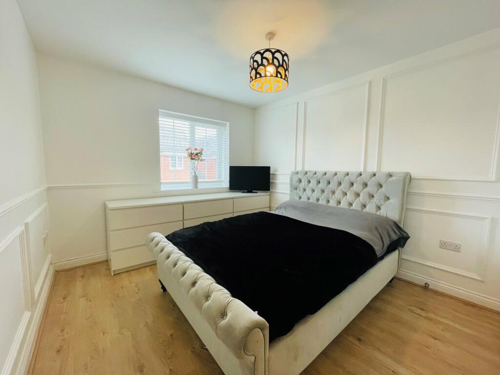 Additional image 16 of York Crescent, West Bromwich, B70