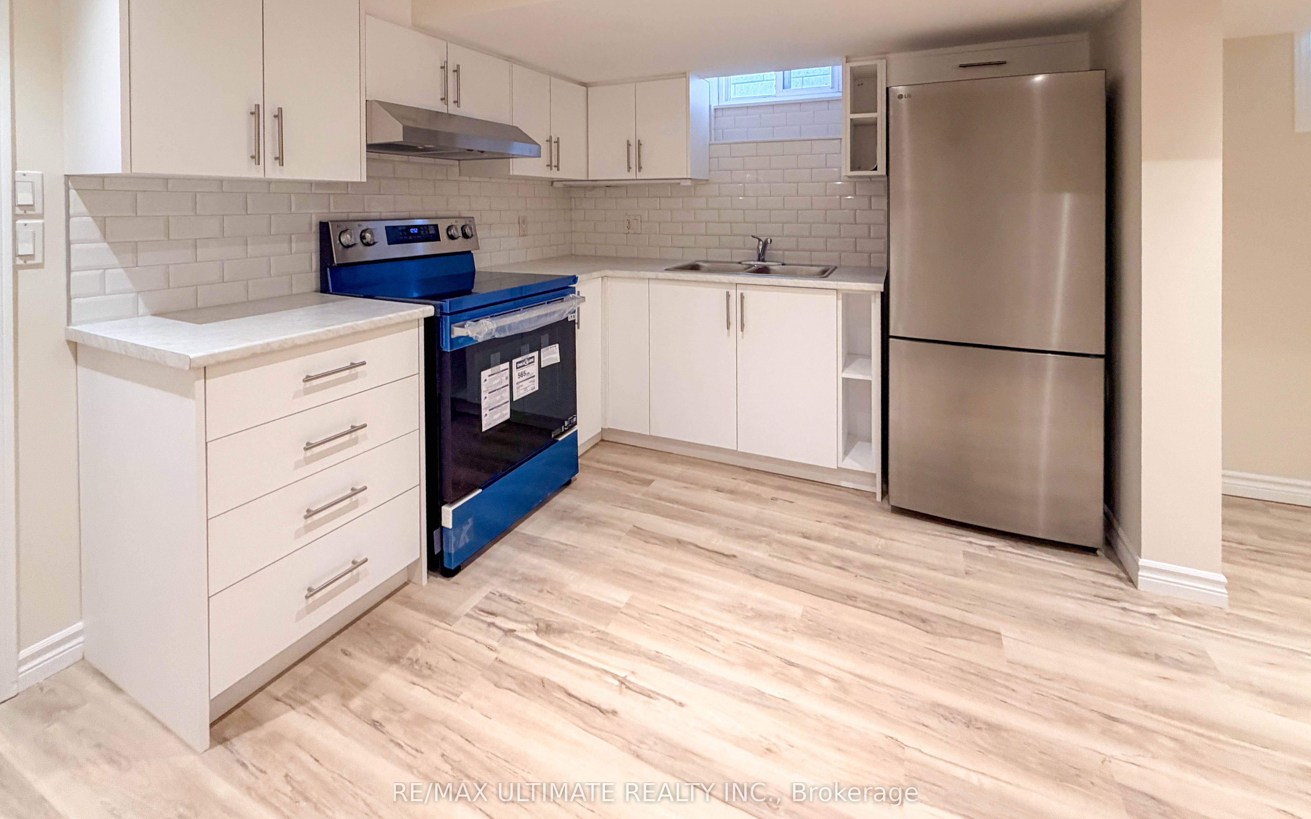 Additional image 4 of Lower-403 Winona Drive, Toronto, ON, M6C 3T4