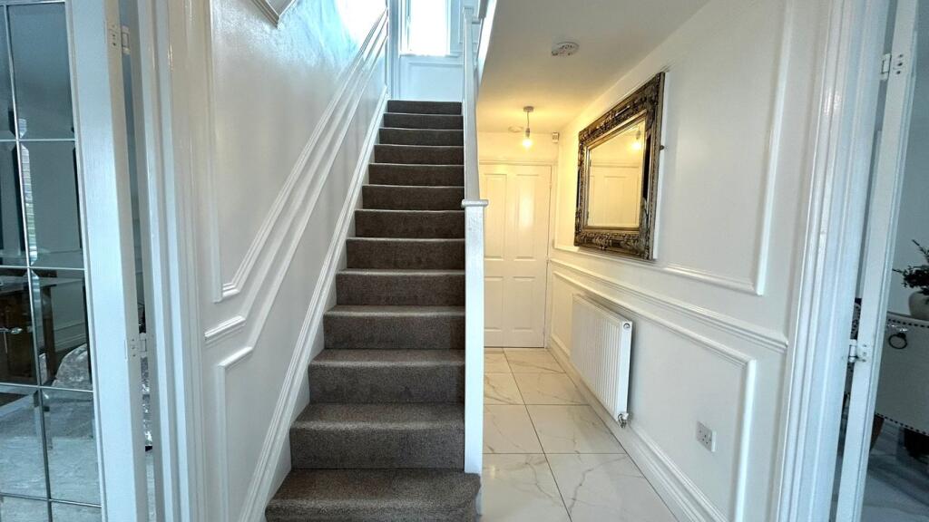 Additional image 3 of York Crescent, West Bromwich, B70