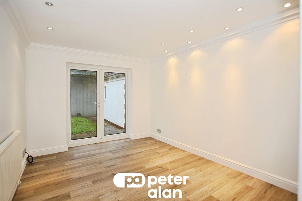Additional image 13 of 4 bed detached house for saleGlendale Gardens, Fleur De Lis, Blackwood NP12