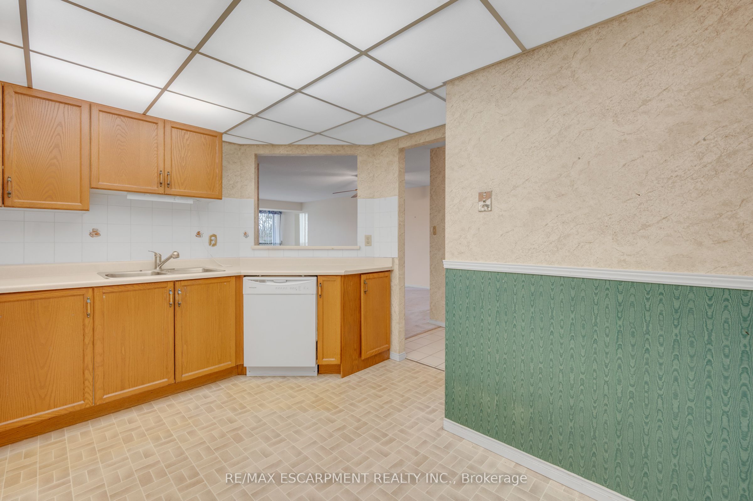 Additional image 5 of 302-5070 Pinedale Avenue, Burlington, ON, L7L 5V6