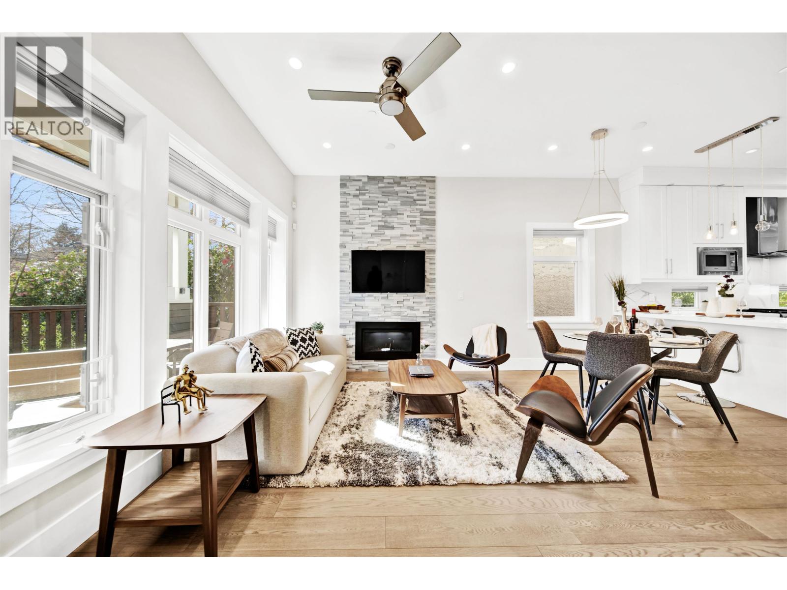 Additional image 4 of 945 20th Avenue E, Vancouver, BC, V5V 1N7