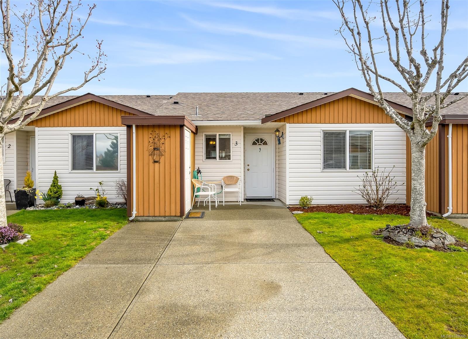 3-2197 Murrelet Drive, Comox, BC, V9M 3Y1