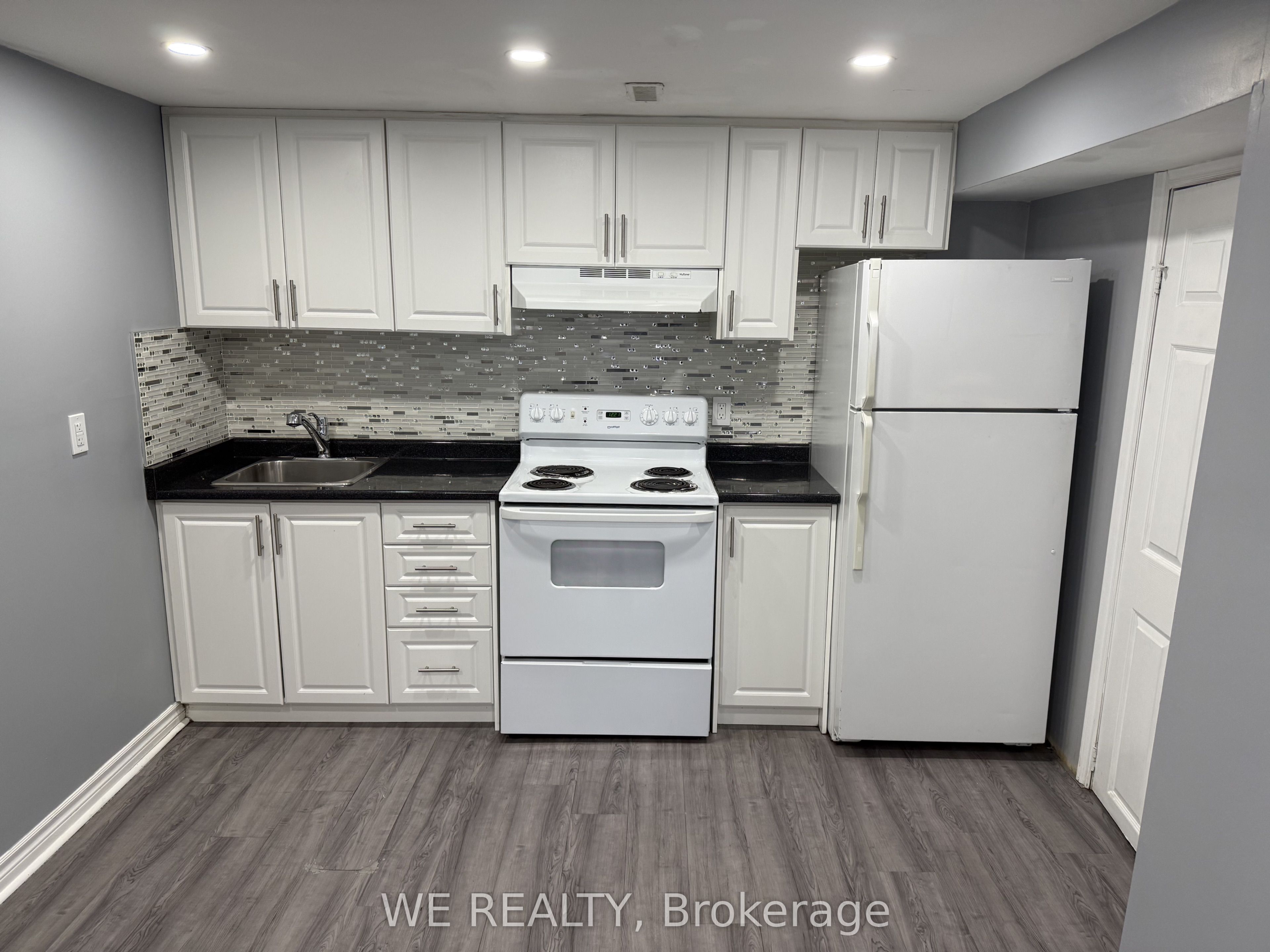 Additional image 3 of Lower-501 Lancelot Crescent, Oshawa, ON, L1K 1J9