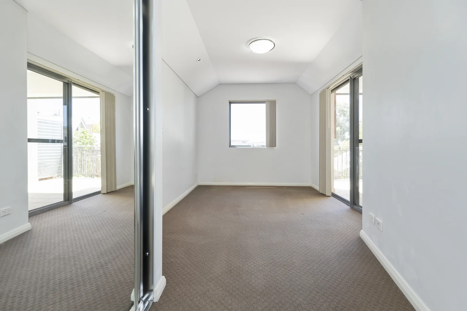 Additional image 8 of 28/6 Keane Street, Midland WA 6056