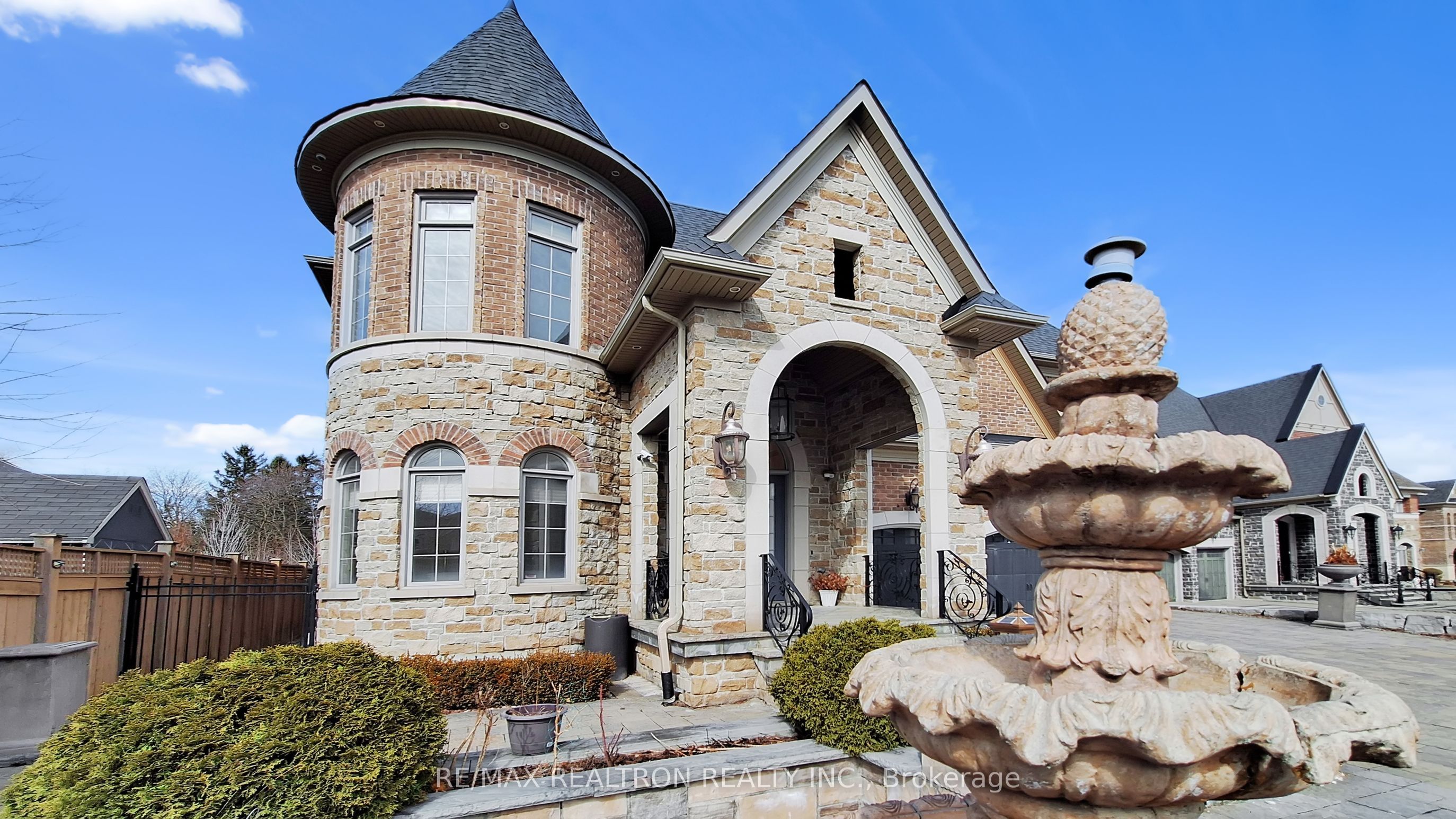 Additional image 2 of 16 Rinas Avenue, Markham, ON, L6C 0N7