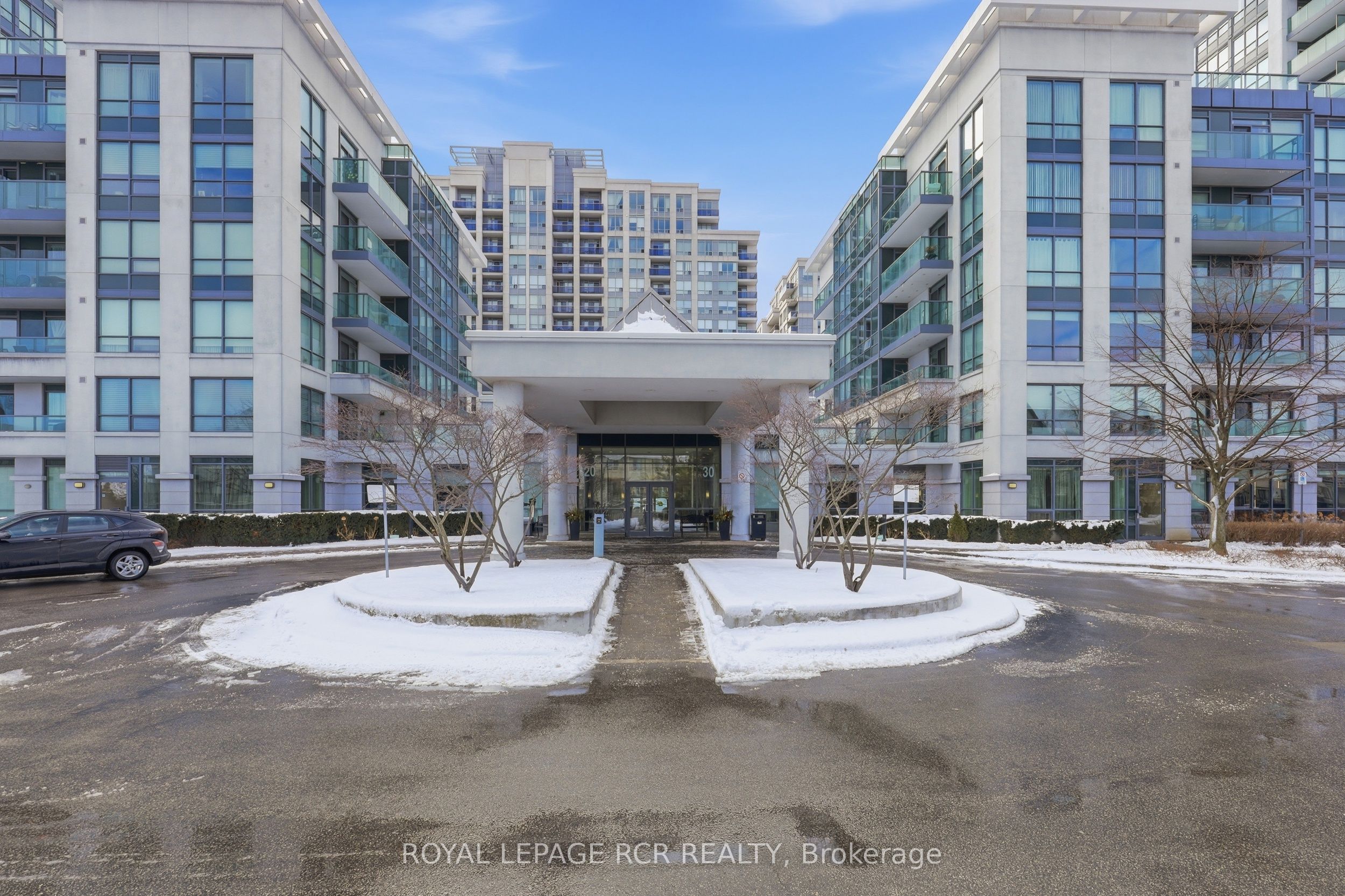 109-30 North Park Road, Vaughan, ON, L4J 0G6