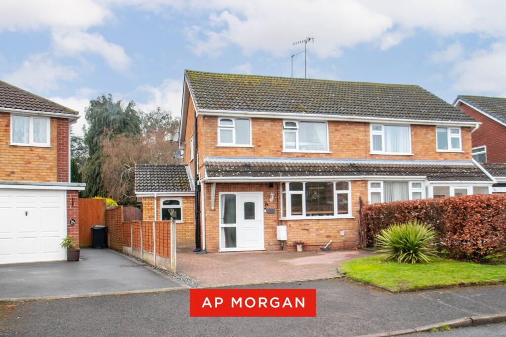 Cloverdale, Stoke Prior, Bromsgrove, Worcestershire, B60