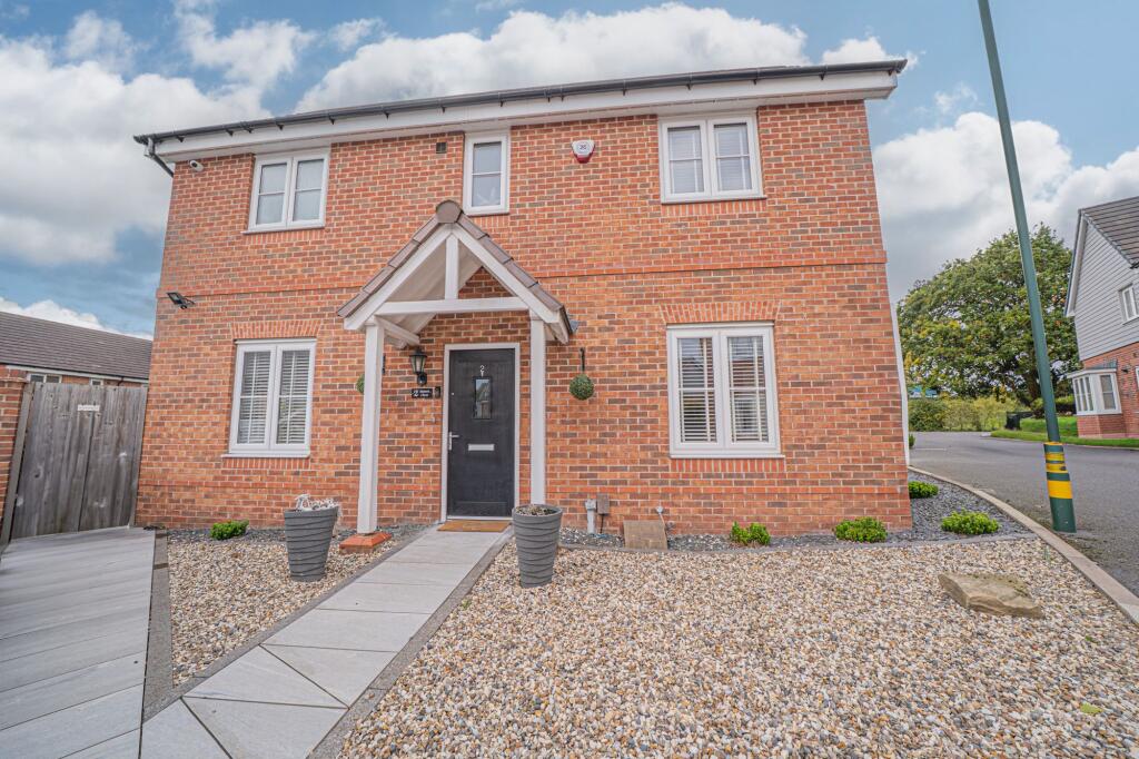 Mount Close, Cheswick Green, B90
