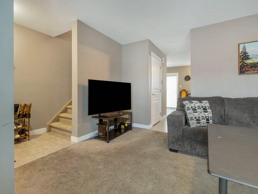 Additional image 5 of 2-221 Silkstone Road W, Lethbridge, AB, T1J 4J9