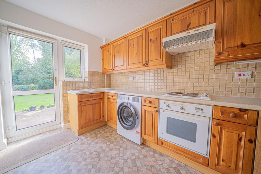 Additional image 5 of Yew Tree Close, Lapworth, B94
