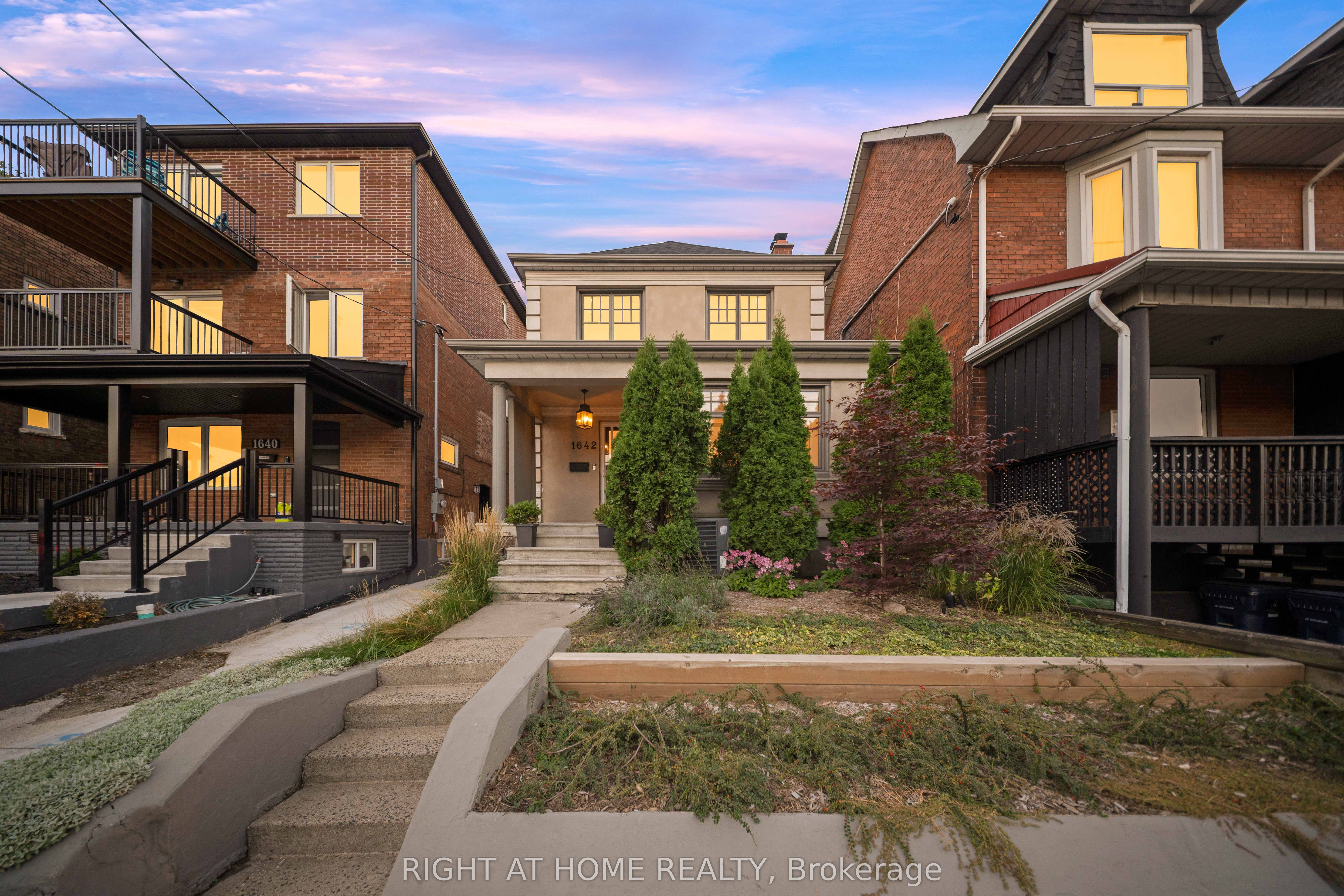 1642 Dufferin Street, Toronto, ON, M6H 3L8
