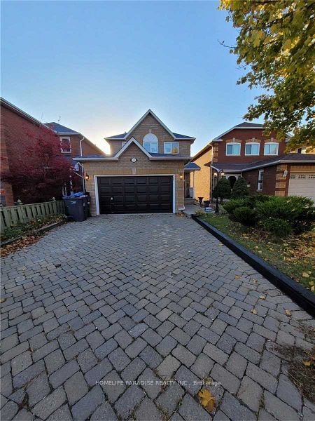 34 Castlehill Road, Brampton, ON, L6X 4E2