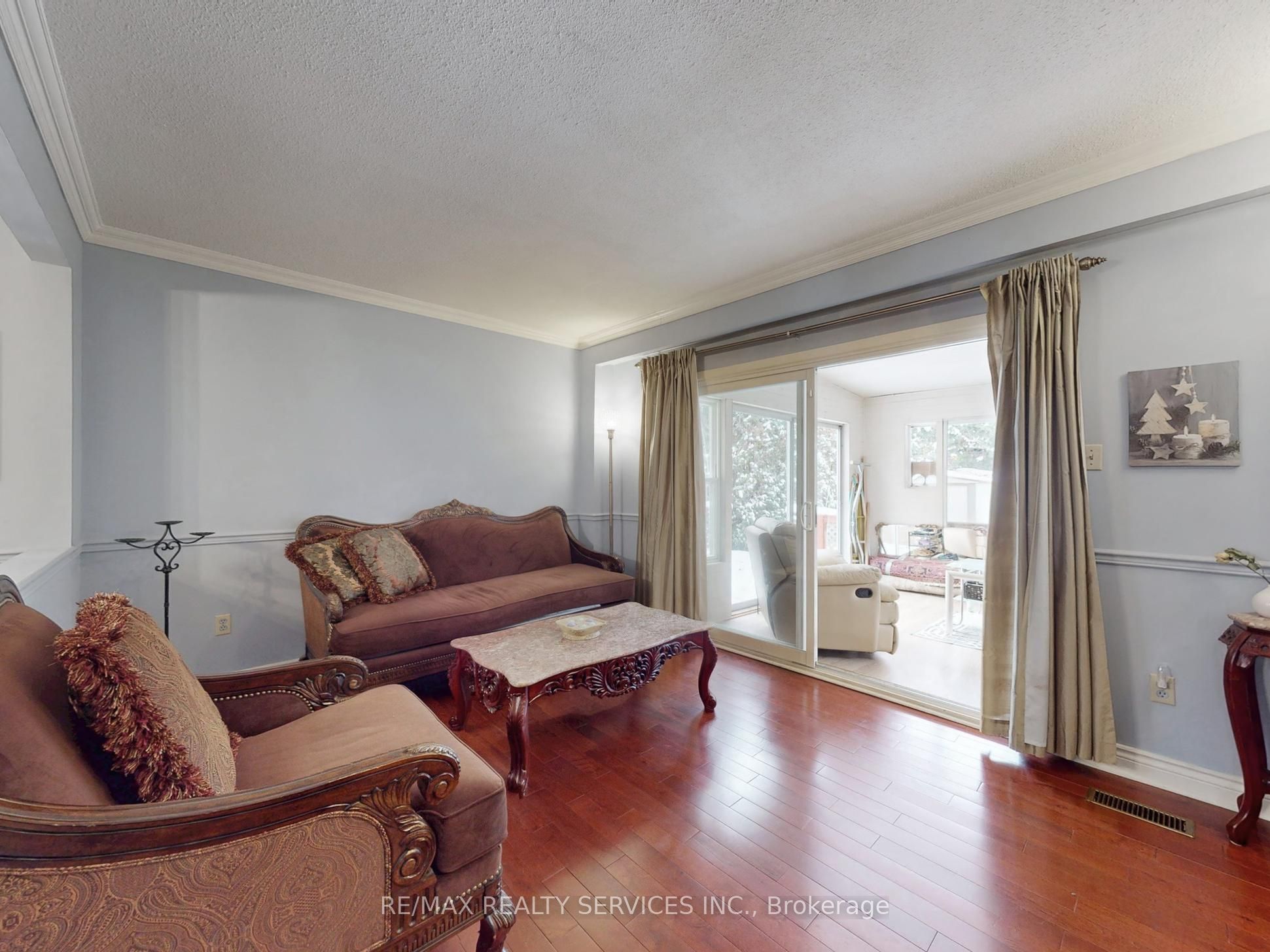 Additional image 4 of 9 Malabar Crescent, Brampton, ON, L6S 3X6