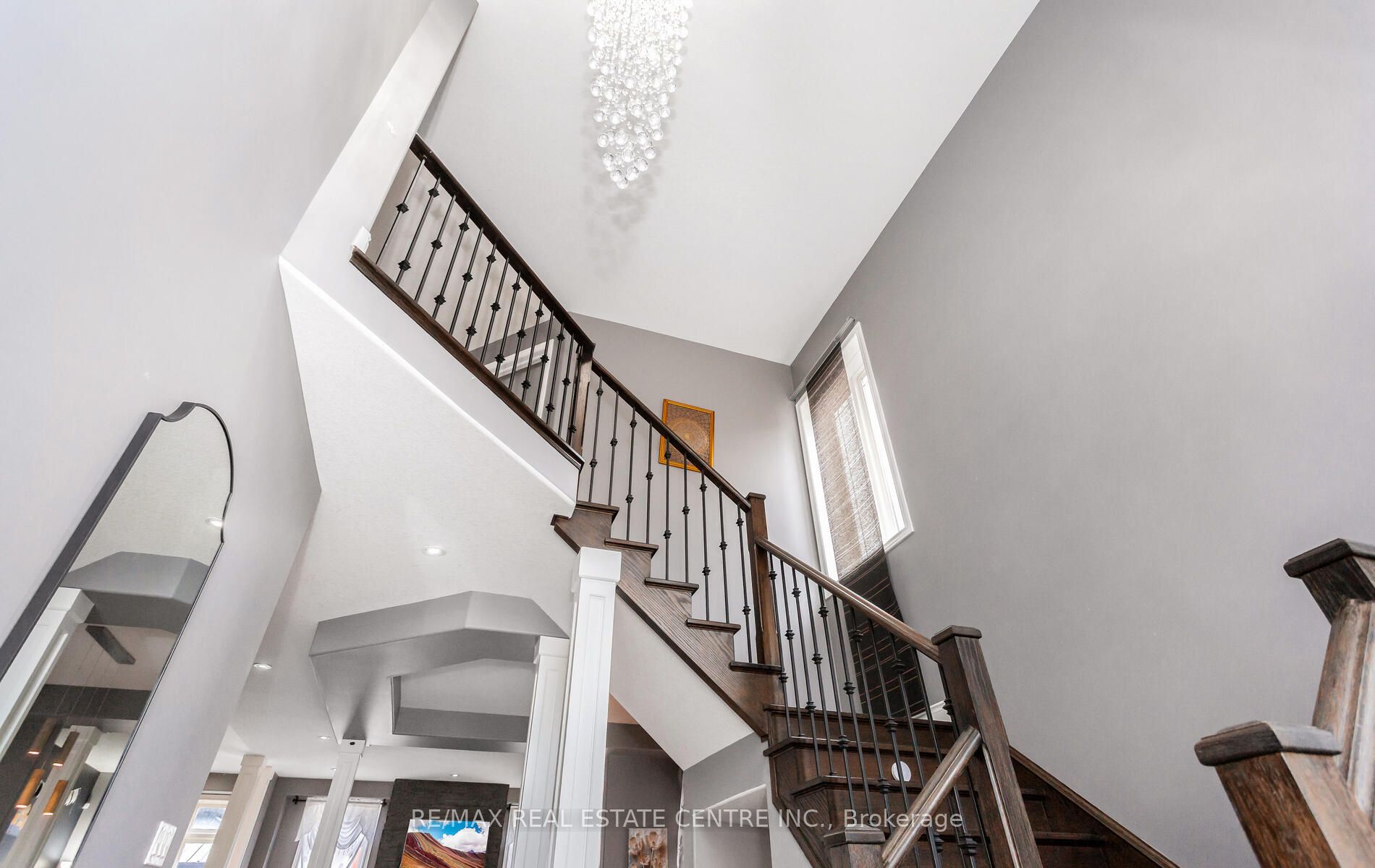 Additional image 5 of 31 Rianna Court, Hamilton, ON, L9B 0G3