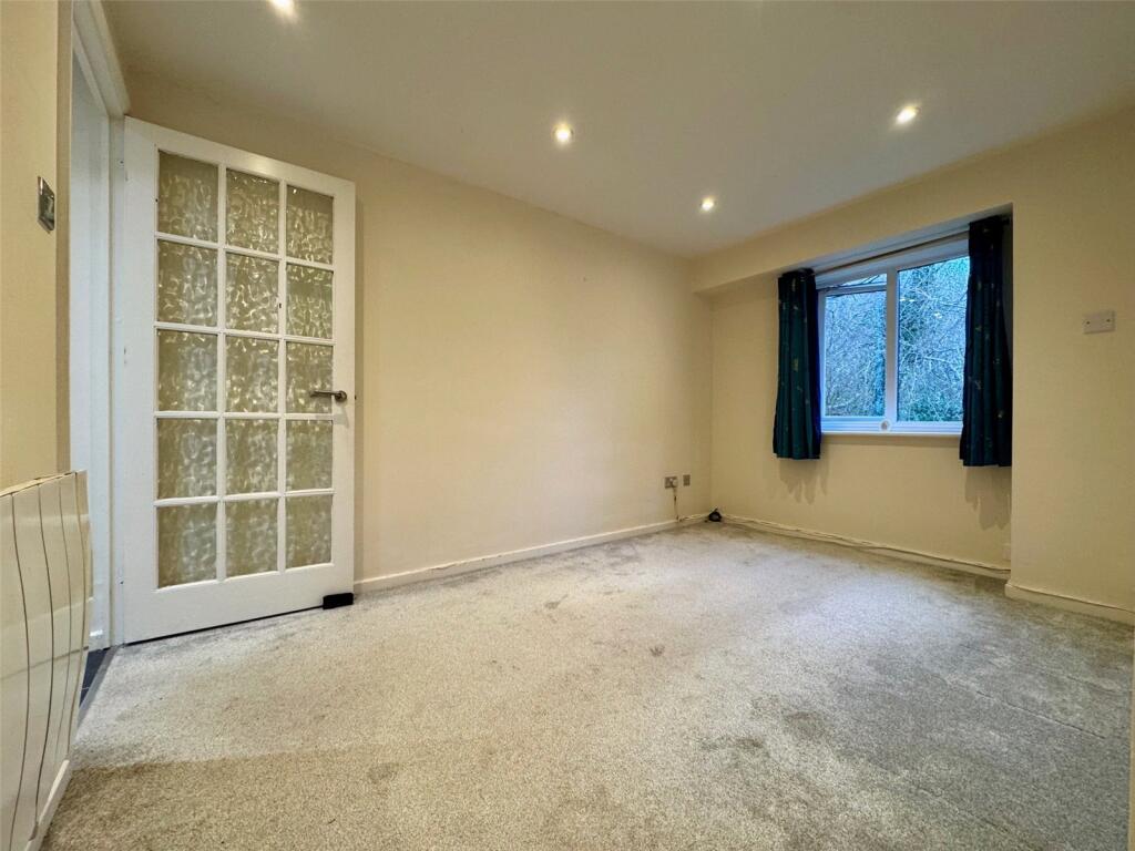 Additional image 3 of Kendal Grove, Solihull, West Midlands, B92