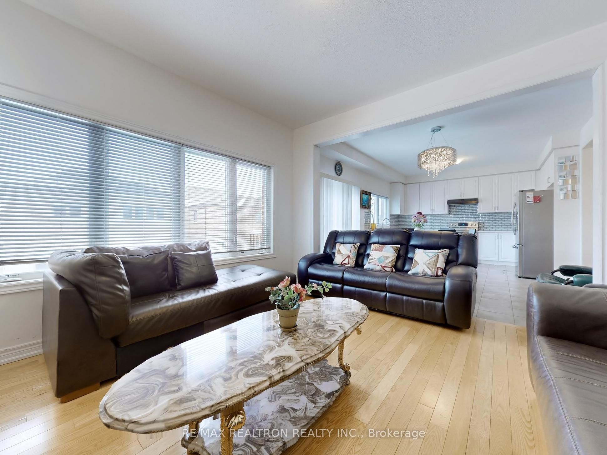 Additional image 6 of Upper-22 Pietrowski Drive, Georgina, ON, L4P 0J7