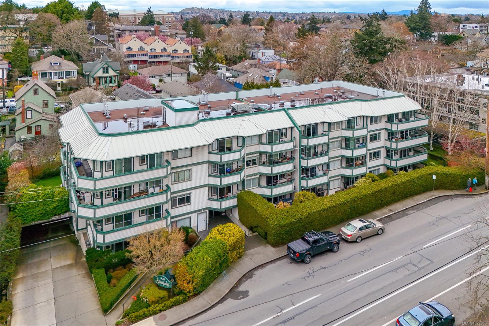 201-1270 Johnson Street, Victoria, BC, V8V 3P1