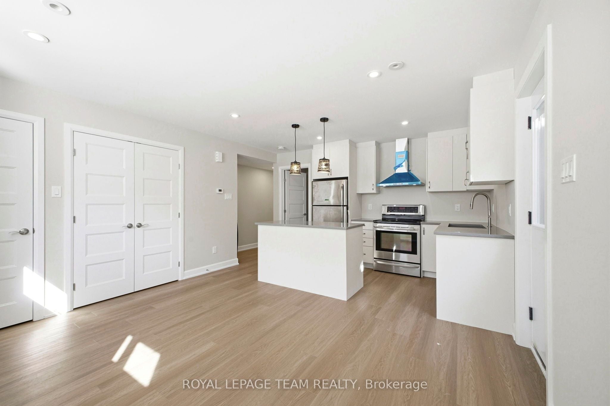 Additional image 5 of B-7 Gwynne Avenue, Ottawa, ON, K1Y 1X1