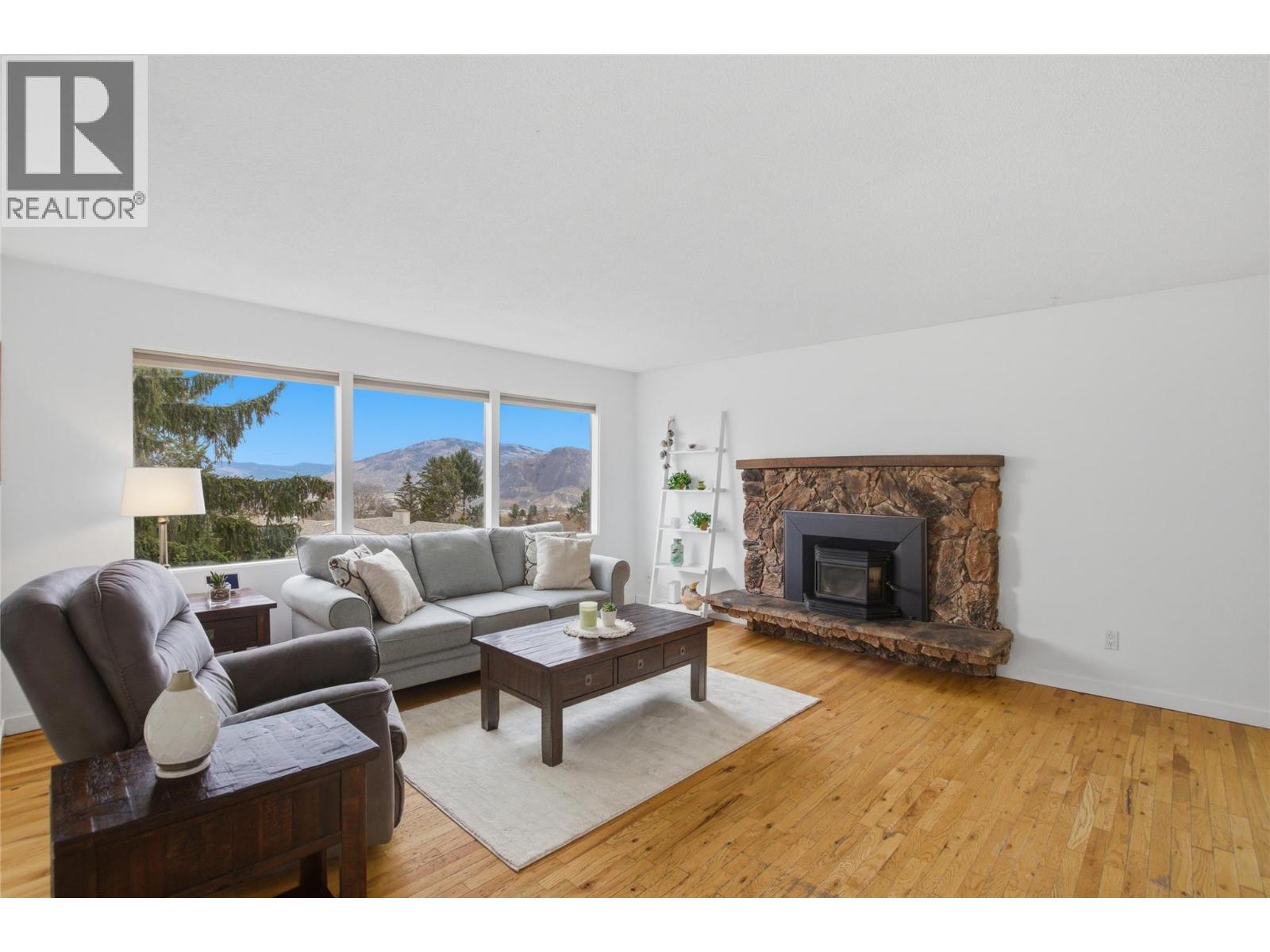 Additional image 4 of 299 Gordonhorn Crescent, Kamloops, BC, V2E1G6