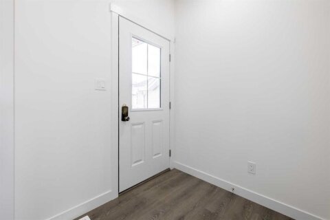 Additional image 8 of 721 Clearview Green, Chestermere, AB, T2P 2G7