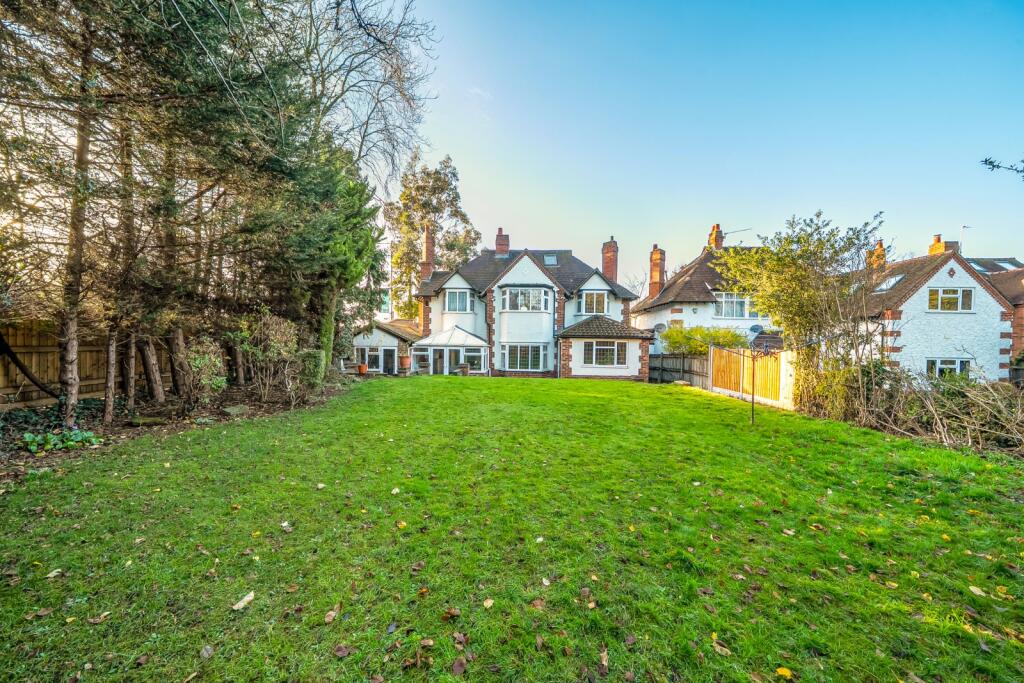 The Crescent, Solihull, West Midlands, B91