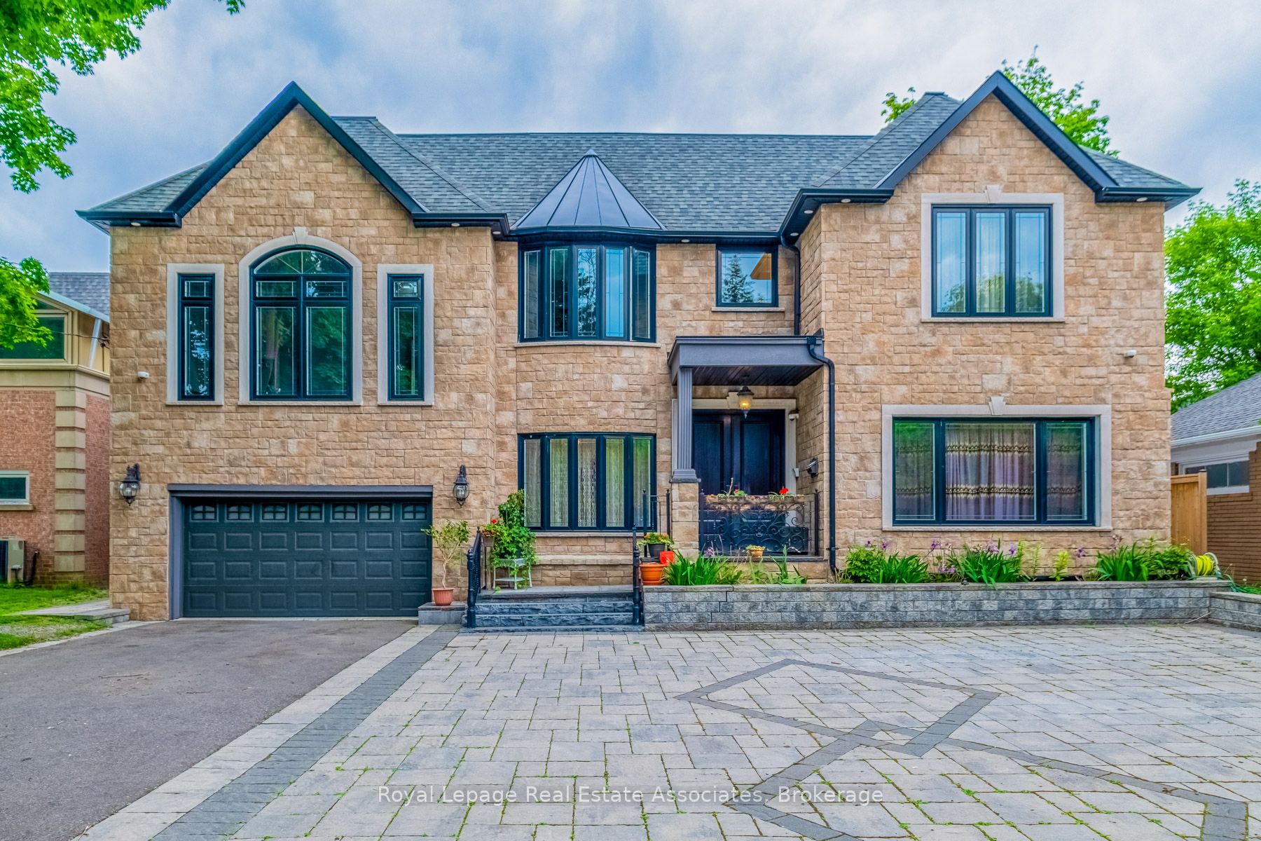 Additional image 2 of 96 Elmcrest Road, Toronto, ON, M9C 3R9