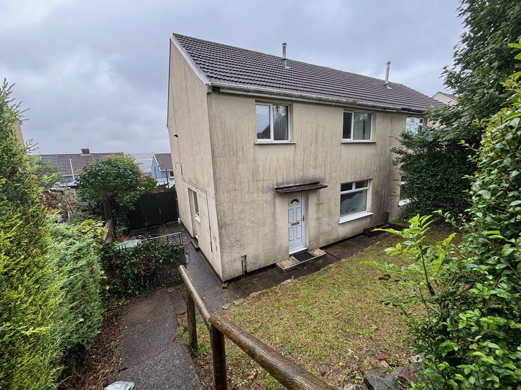 Additional image 13 of 3 bed semi-detached house for saleHengoed Hall Drive, Cefn Hengoed, Hengoed CF82