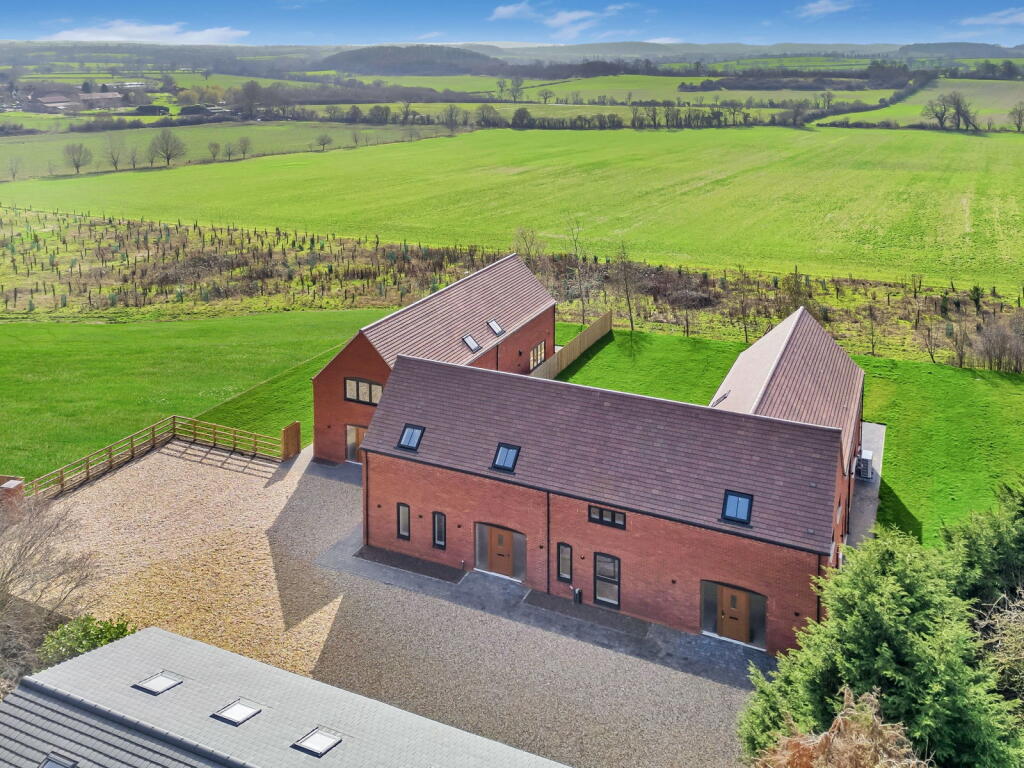 Additional image 17 of VALE VIEW, Wawensmere Road, Wootton Wawen, Henley-In-Arden, Warwickshire, B95 6BW