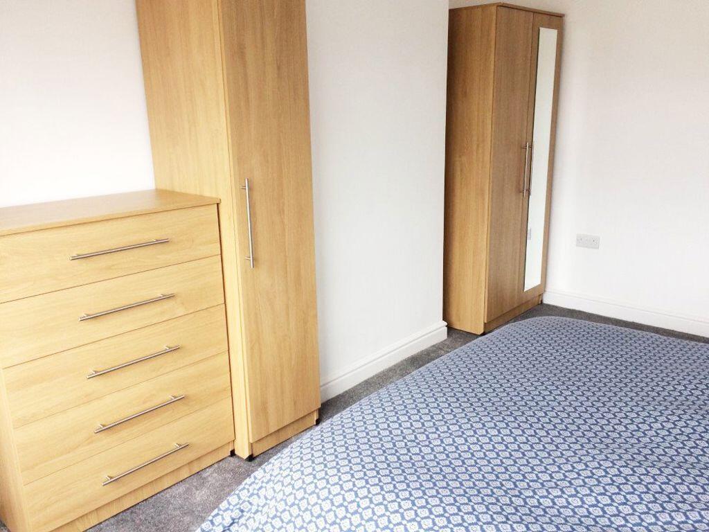 Stanton Road - VIEWINGS FROM 8am - 8pm photo 5