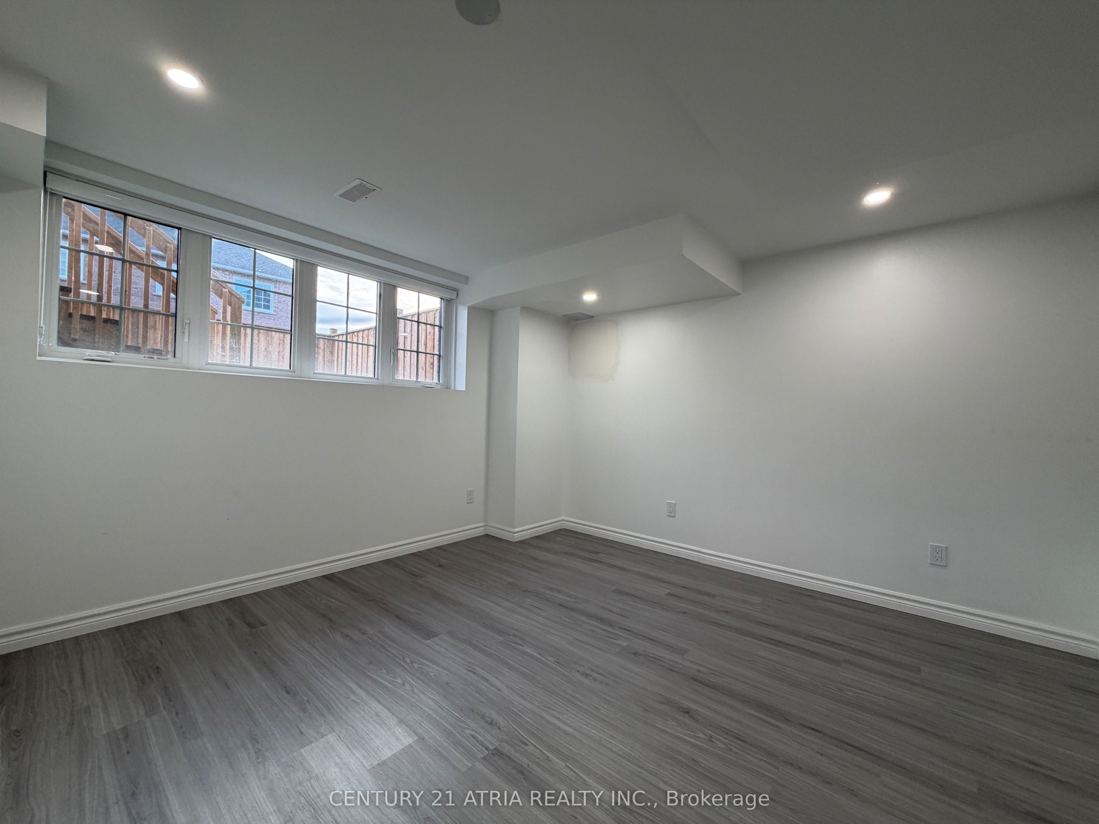Bsmt-43 Creedon Crescent, Ajax, ON, L1T 0P7 photo 4