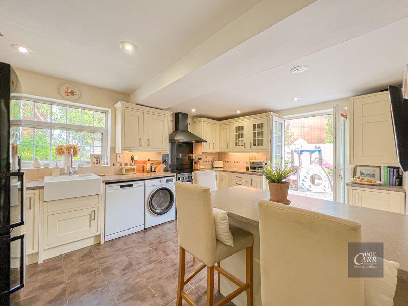 Additional image 15 of Woodhouse Lane, Amington, Tamworth, B77 3AH - Characterful Home in a Quiet Location