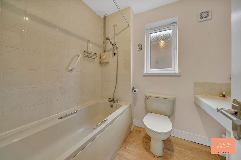 Additional image 25 of 2 bed bungalow for saleRhyd Y Gwern Close, Caerphilly CF83