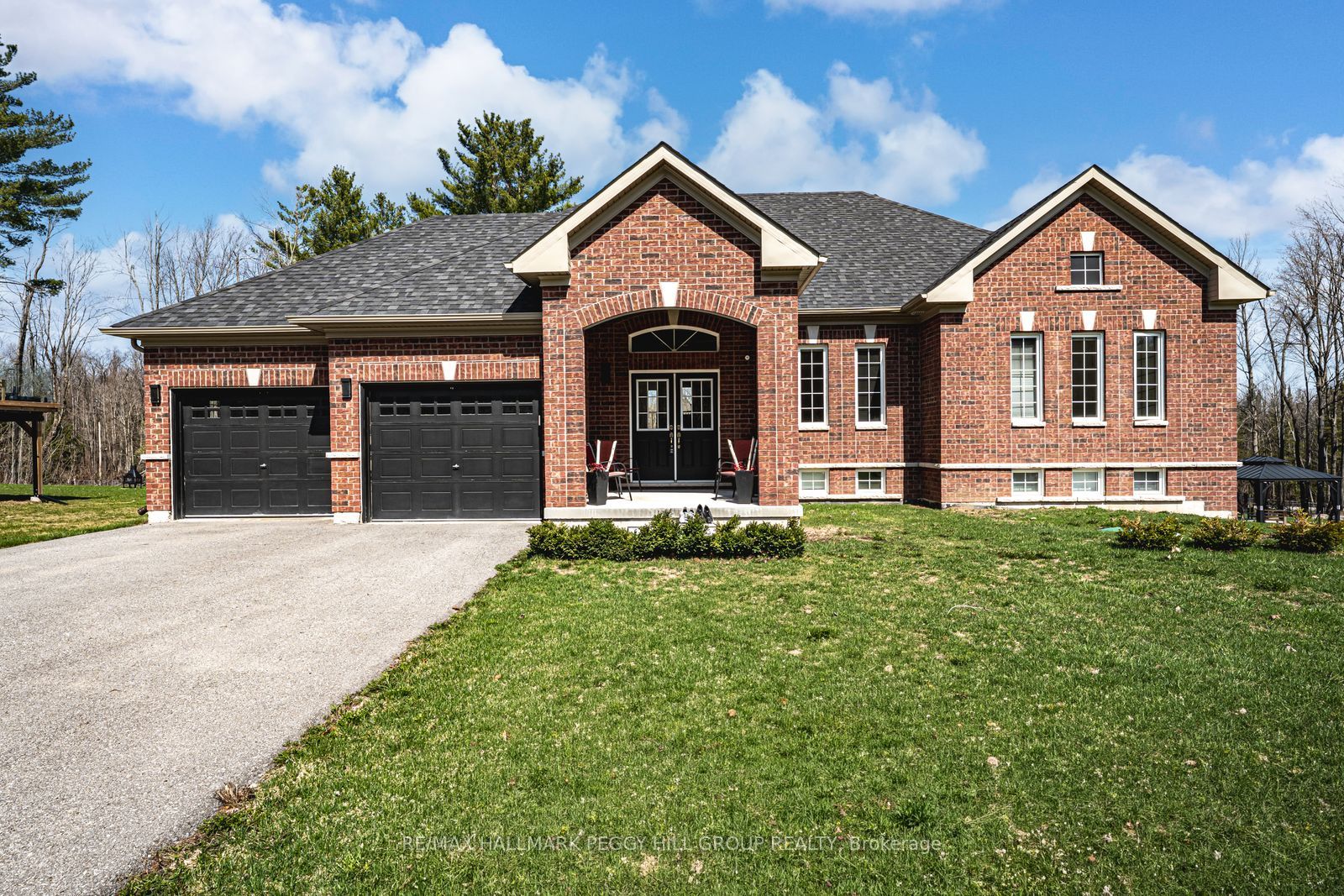 82 Diamond Valley Drive, Oro-medonte, ON, L0L 2E0
