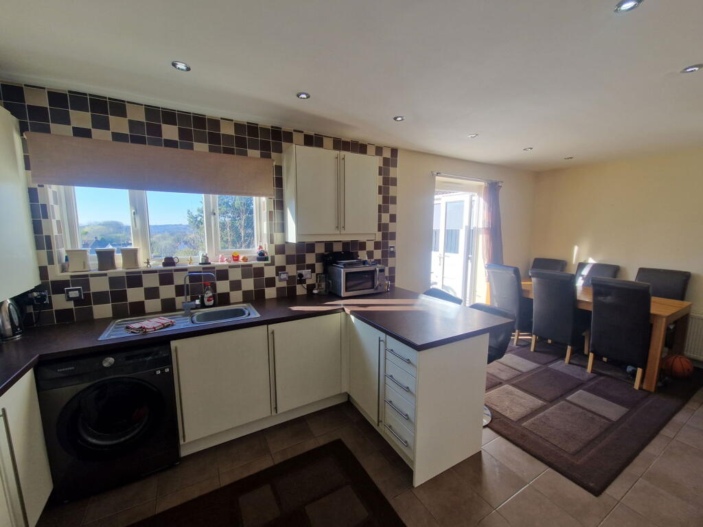Additional image 3 of CRADLEY HEATH, Chapel Close