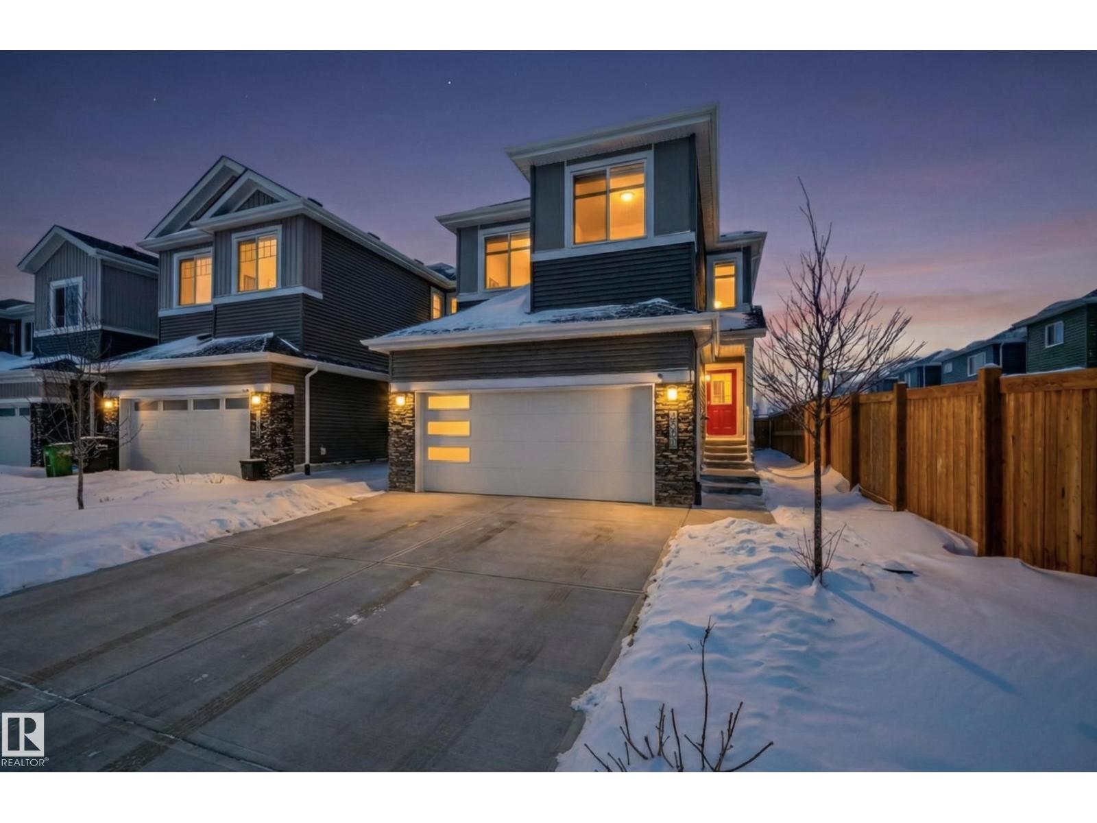 3224 160 Street SW, Edmonton, AB, T6W3A1