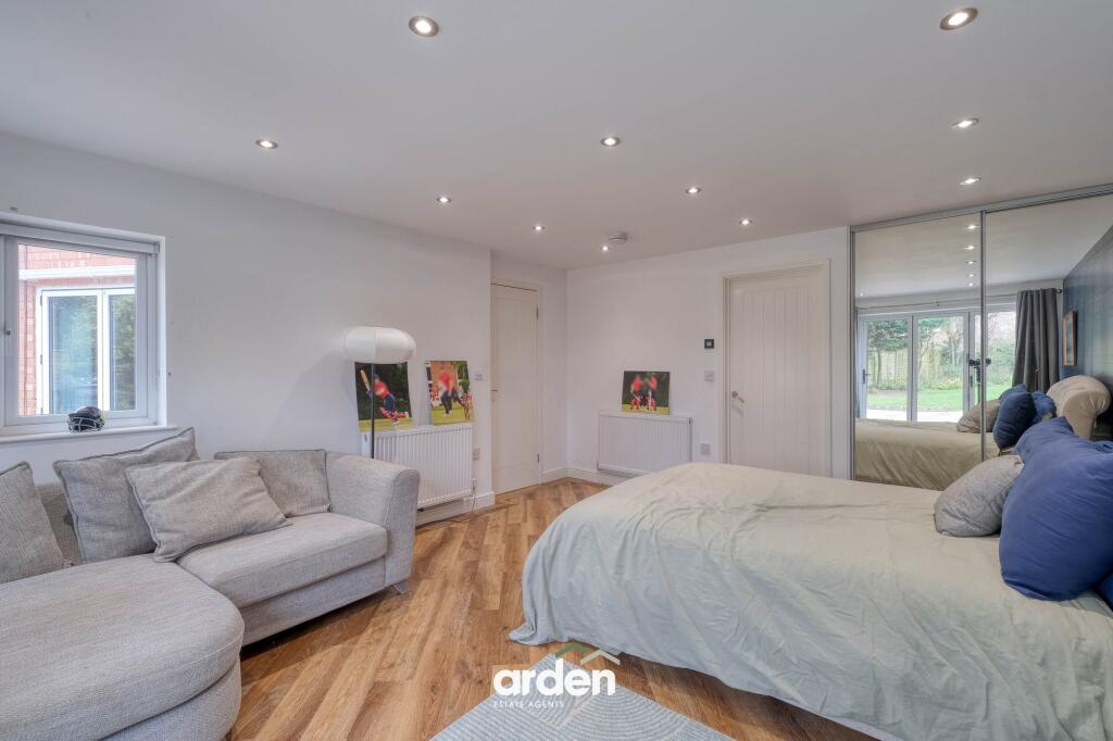 Additional image 18 of Haslucks Green Road, Shirley, B90