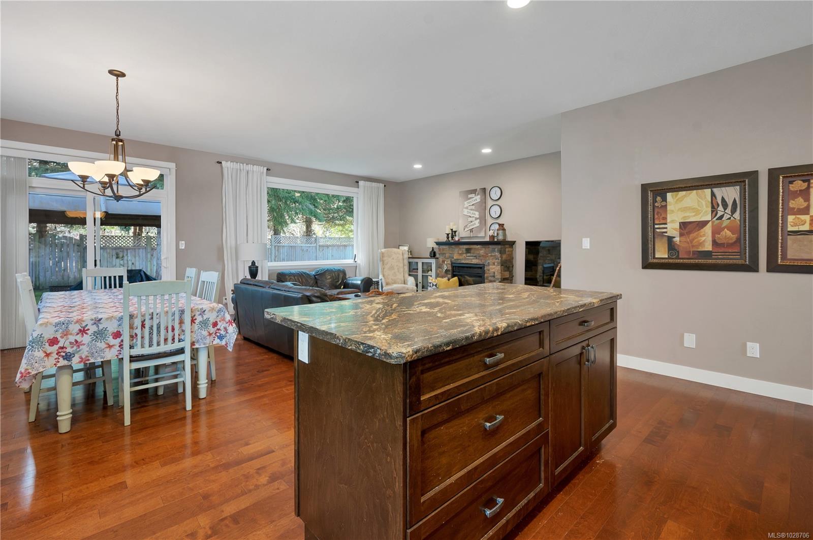 1037 Cordero Crescent, Campbell River, BC, V9H 0B8 photo 5