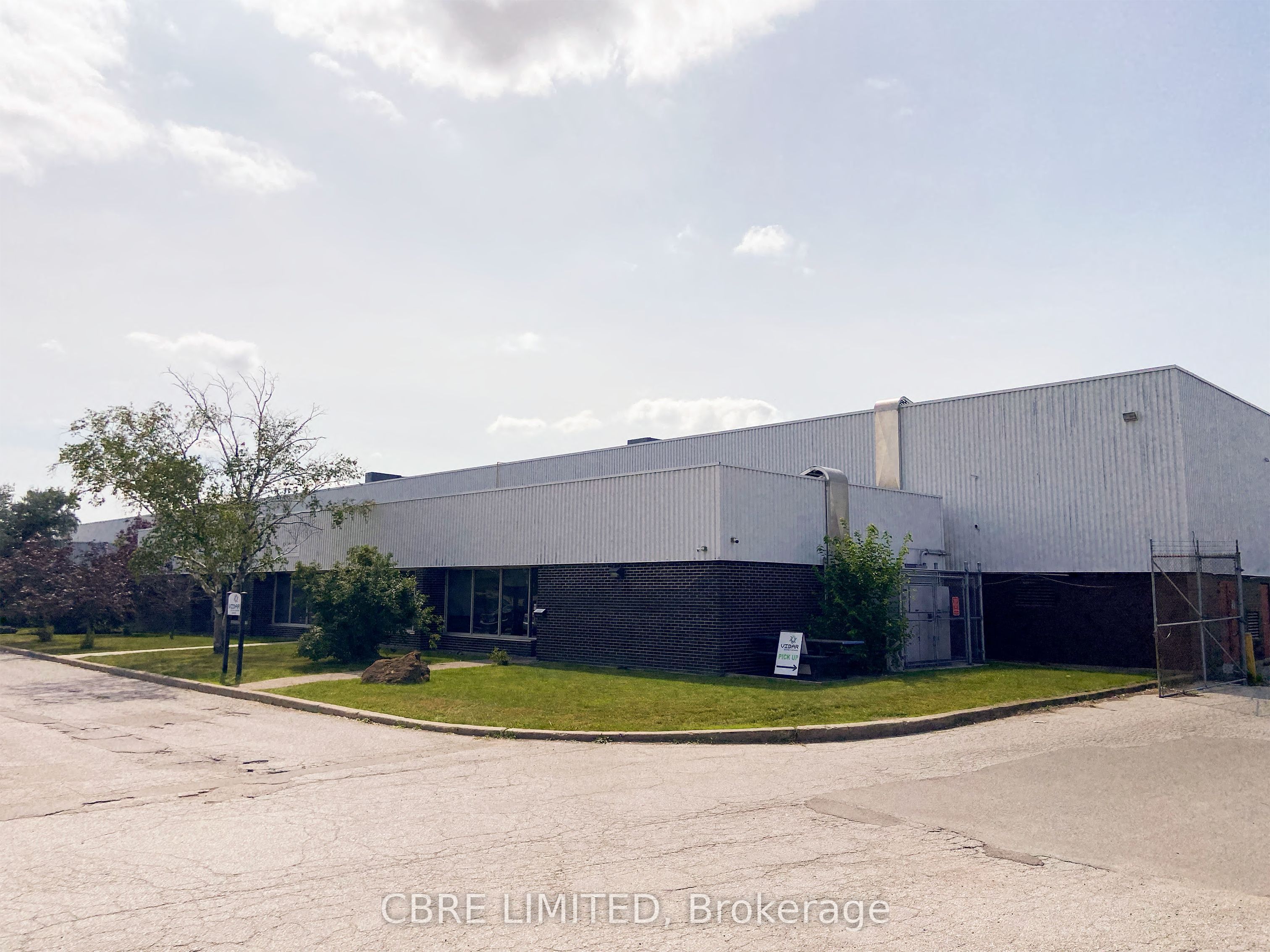 Additional image 5 of Option 6-1775 Sismet Road, Mississauga, ON, L4W 1P9