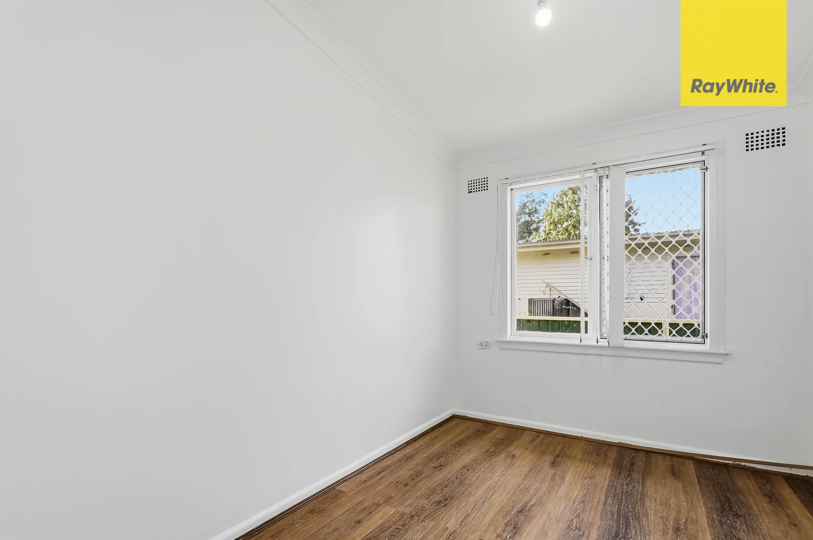Additional image 7 of 16 Magellan Avenue, Lethbridge Park NSW 2770