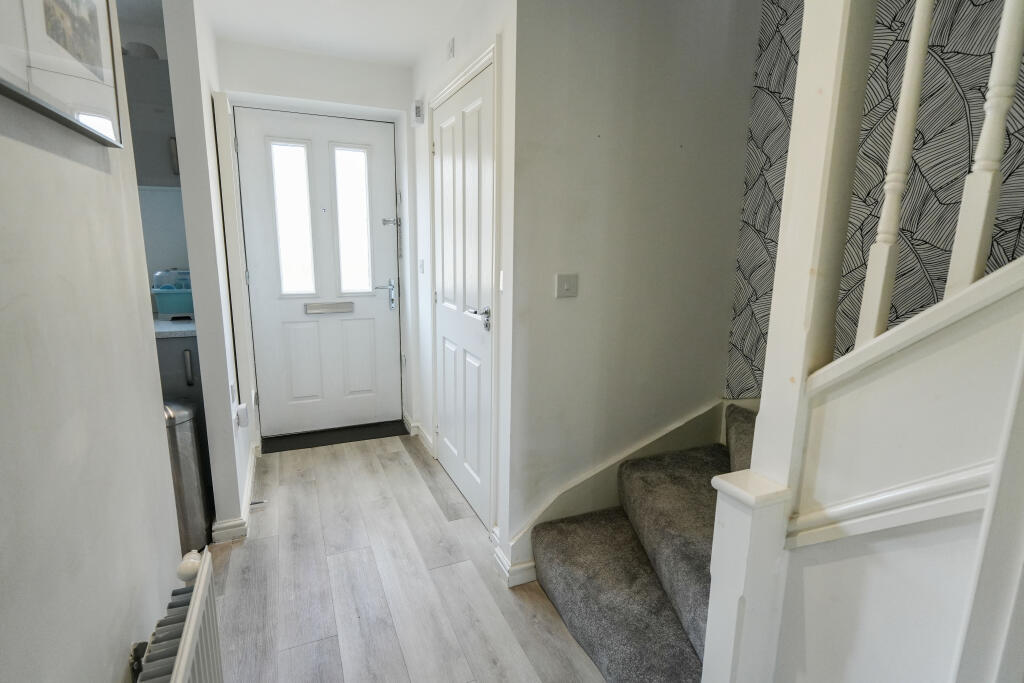 Thomson Grove, Halesowen, B62 photo 5