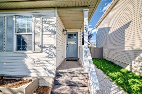 Additional image 8 of 57 Martinvalley Way NE, Calgary, AB, T3J 4A2