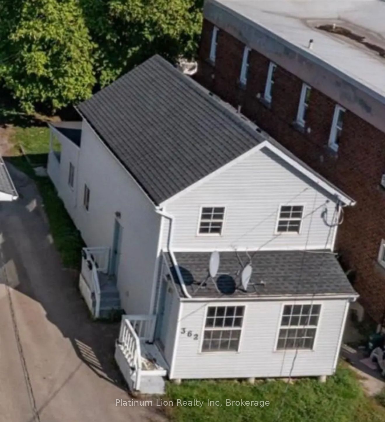 Main-362 Crowland Avenue, Welland, ON, L3B 1X7