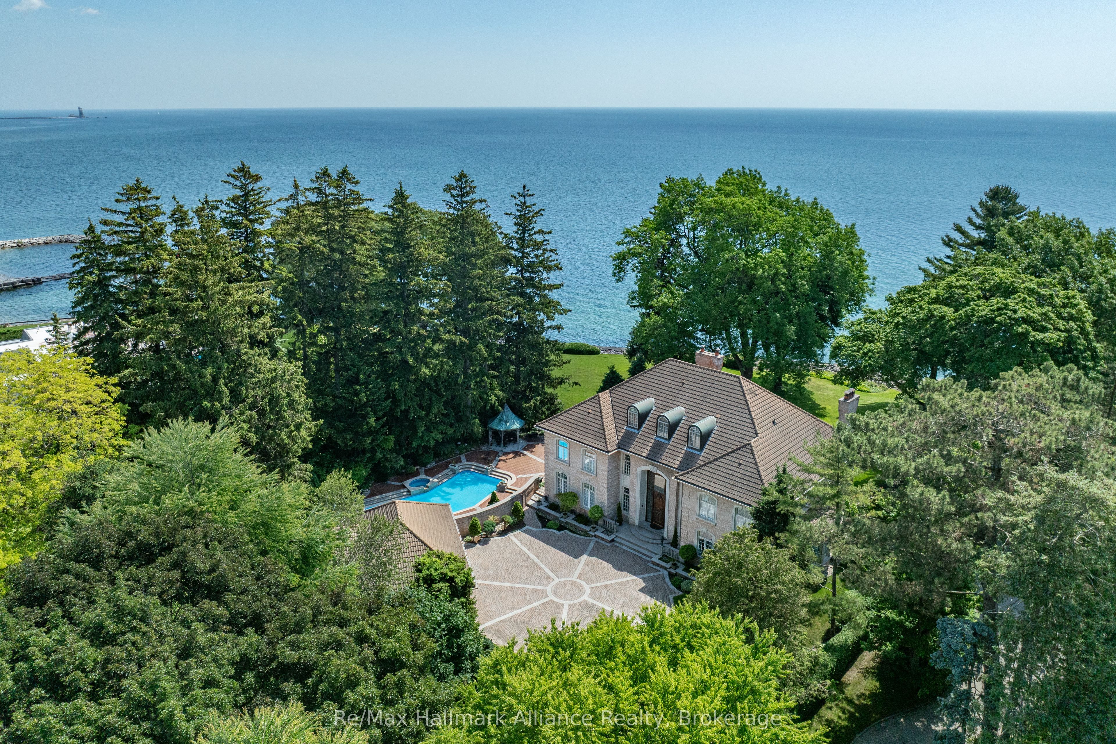 49 Cox Drive, Oakville, ON, L6J 4P8